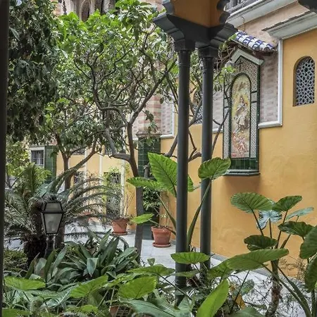 Placentines Cathedral Dreams Oasis En Santa Cruz * Sewilla